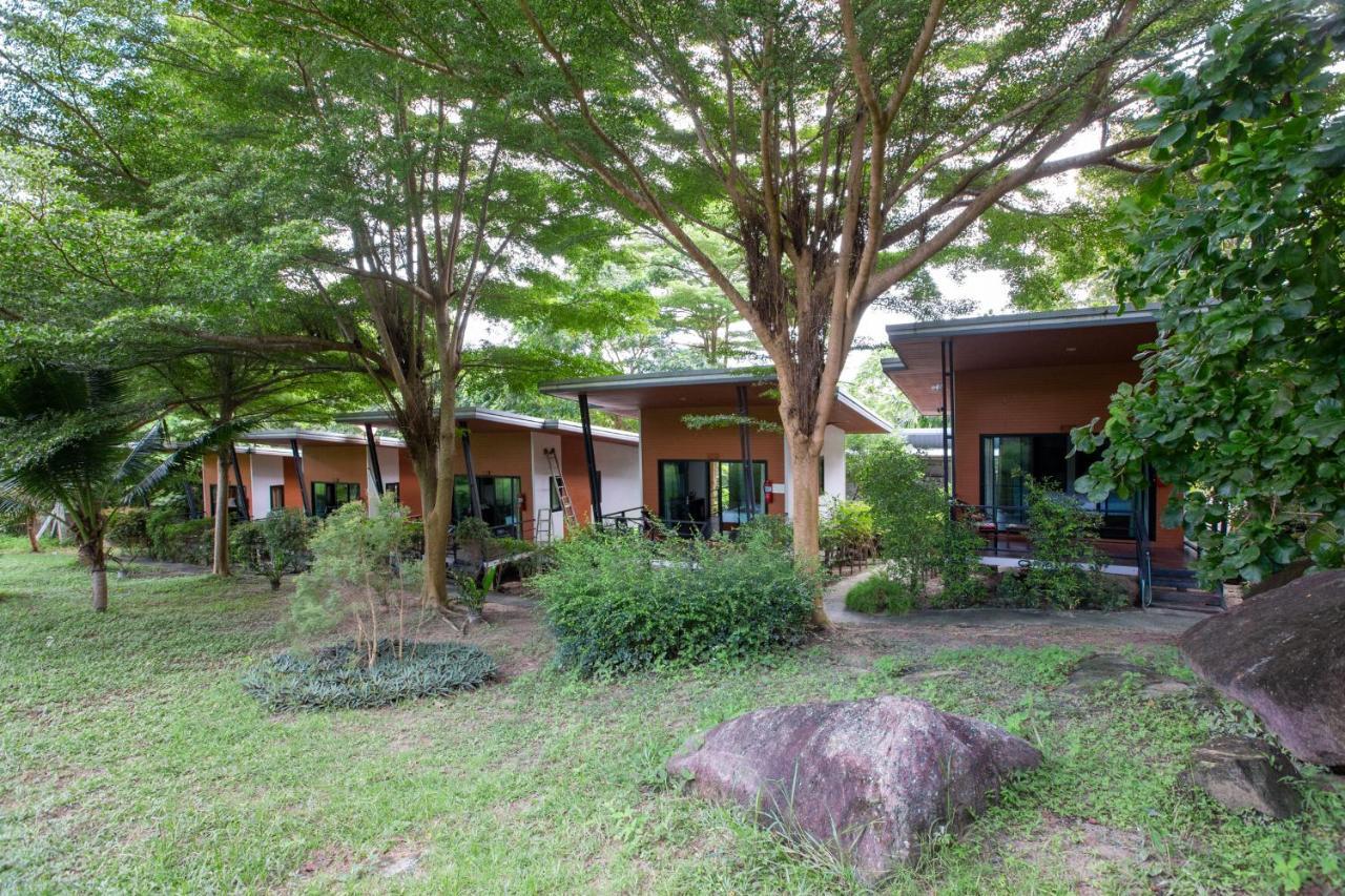 Plawan Lipe Bungalows Esterno foto