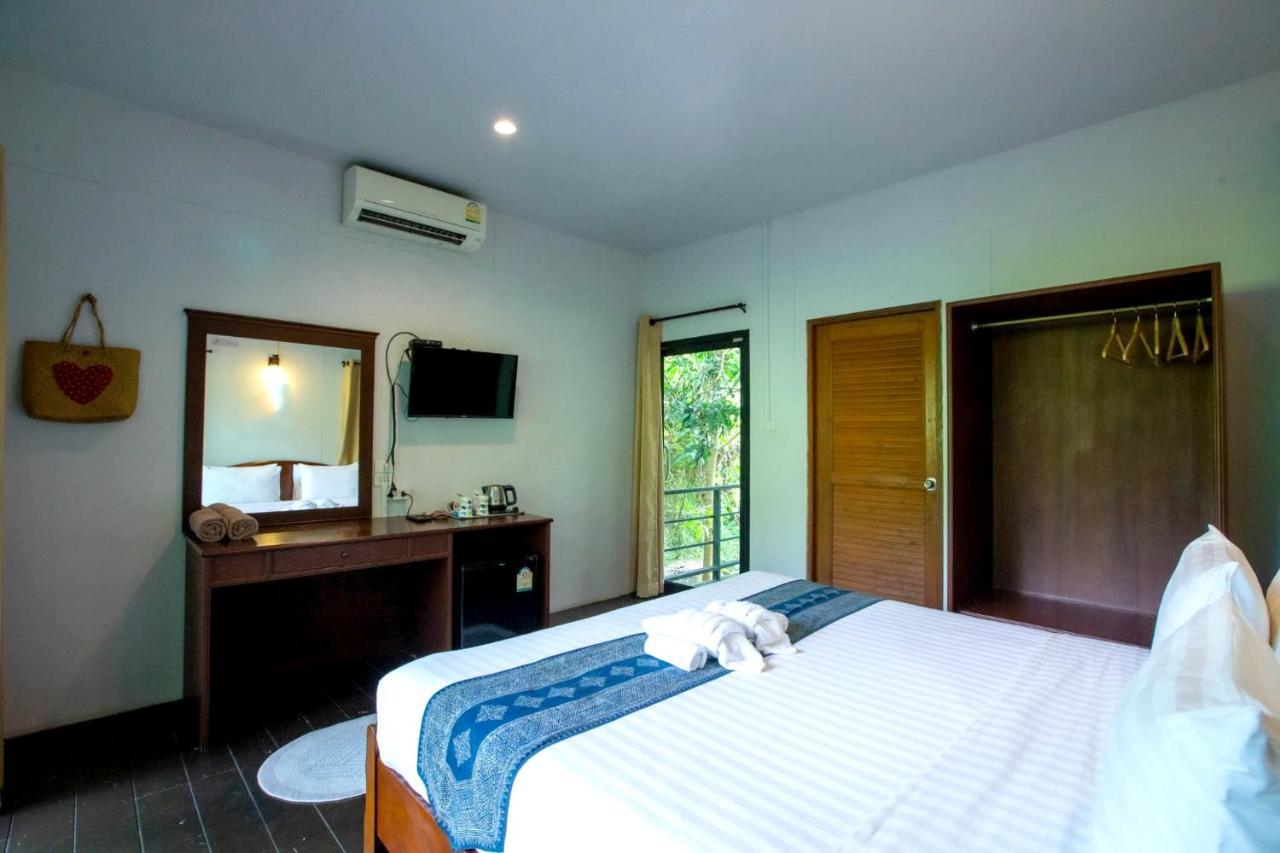 Plawan Lipe Bungalows Esterno foto